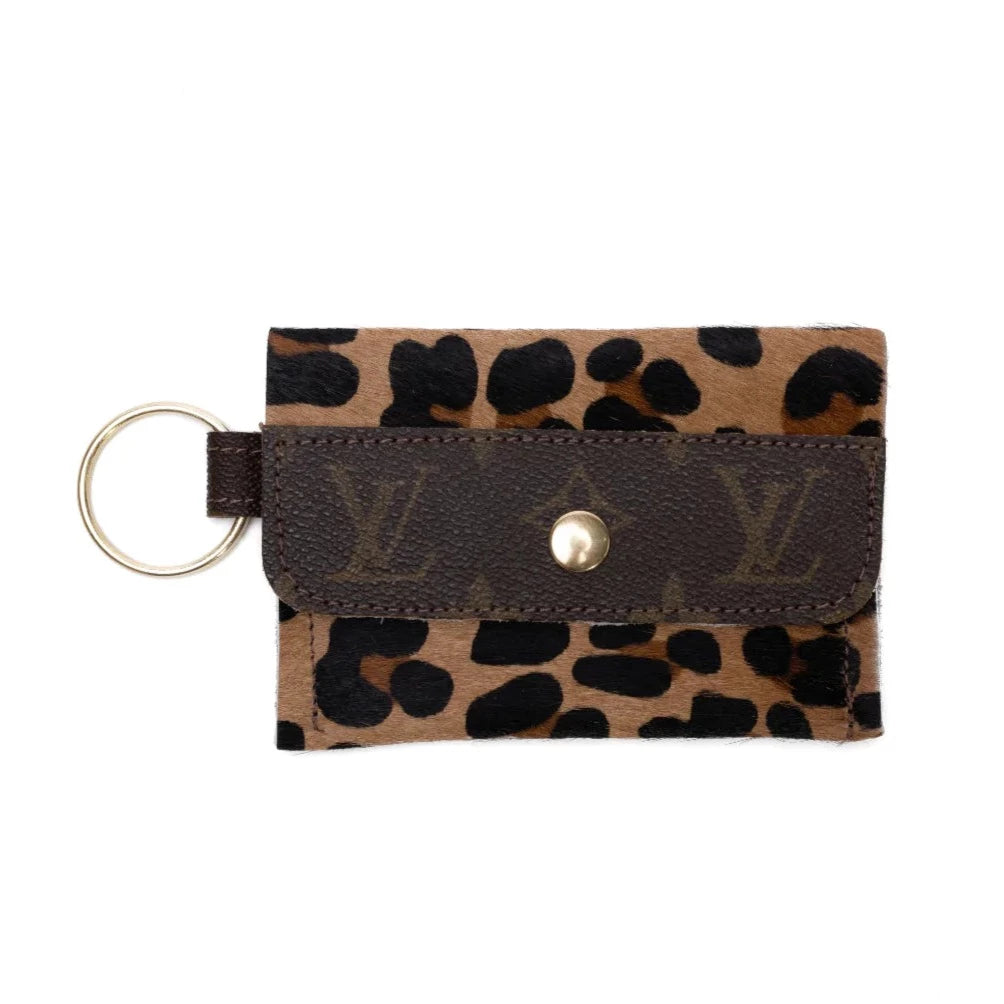 Upcycled LV Keychain Pouch Jaguar – Presence of Piermont